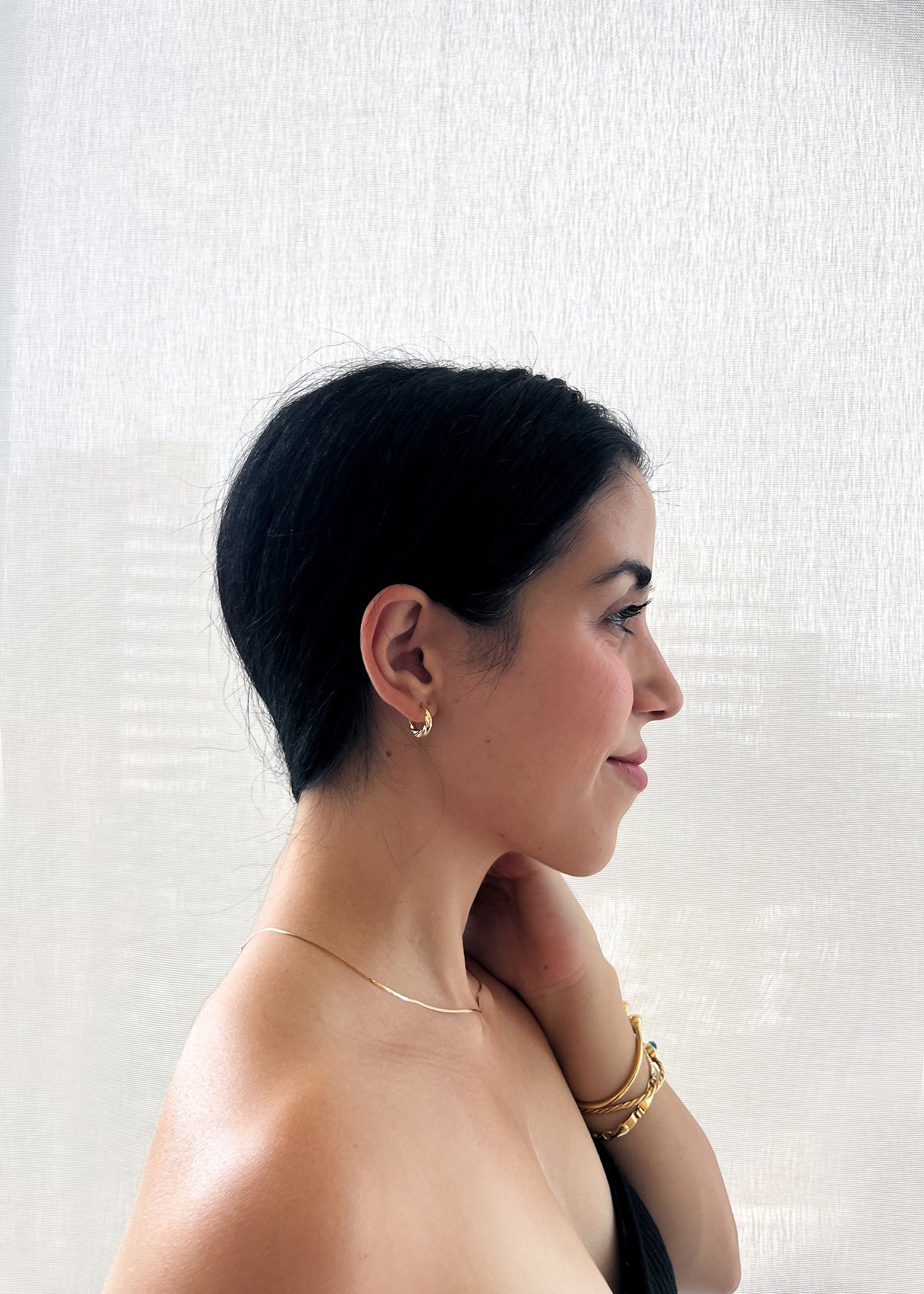 MAGNOLIA 18K SOLID GOLD HOOPS