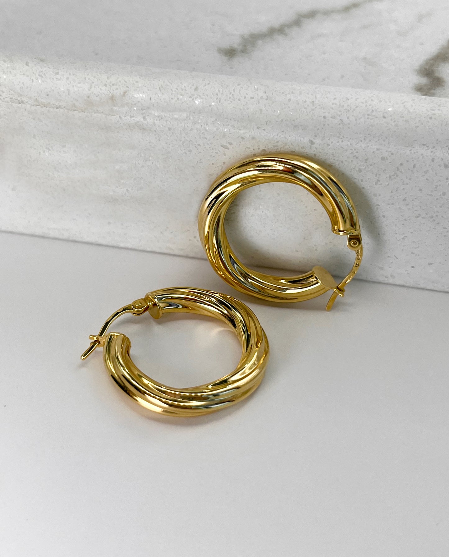 LAGUNA 18K SOLID GOLD HOOPS