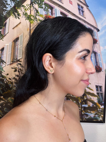 SANA STUDS | 18K • 1.02g