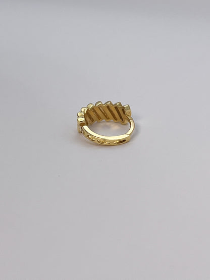 NOUR HOOPS | 18K • 3.1g