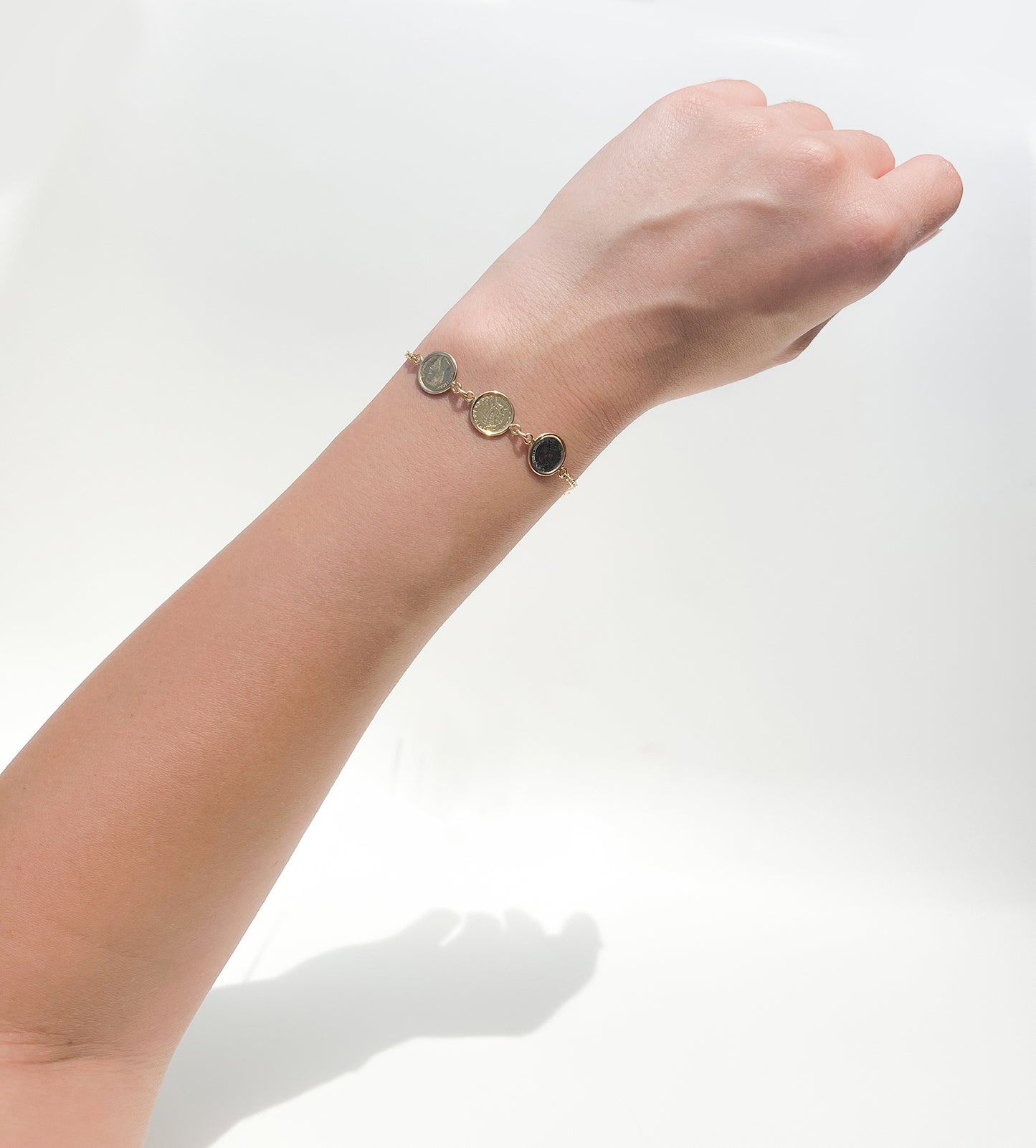 VINTAGE 18K SOLID GOLD COIN BRACELET