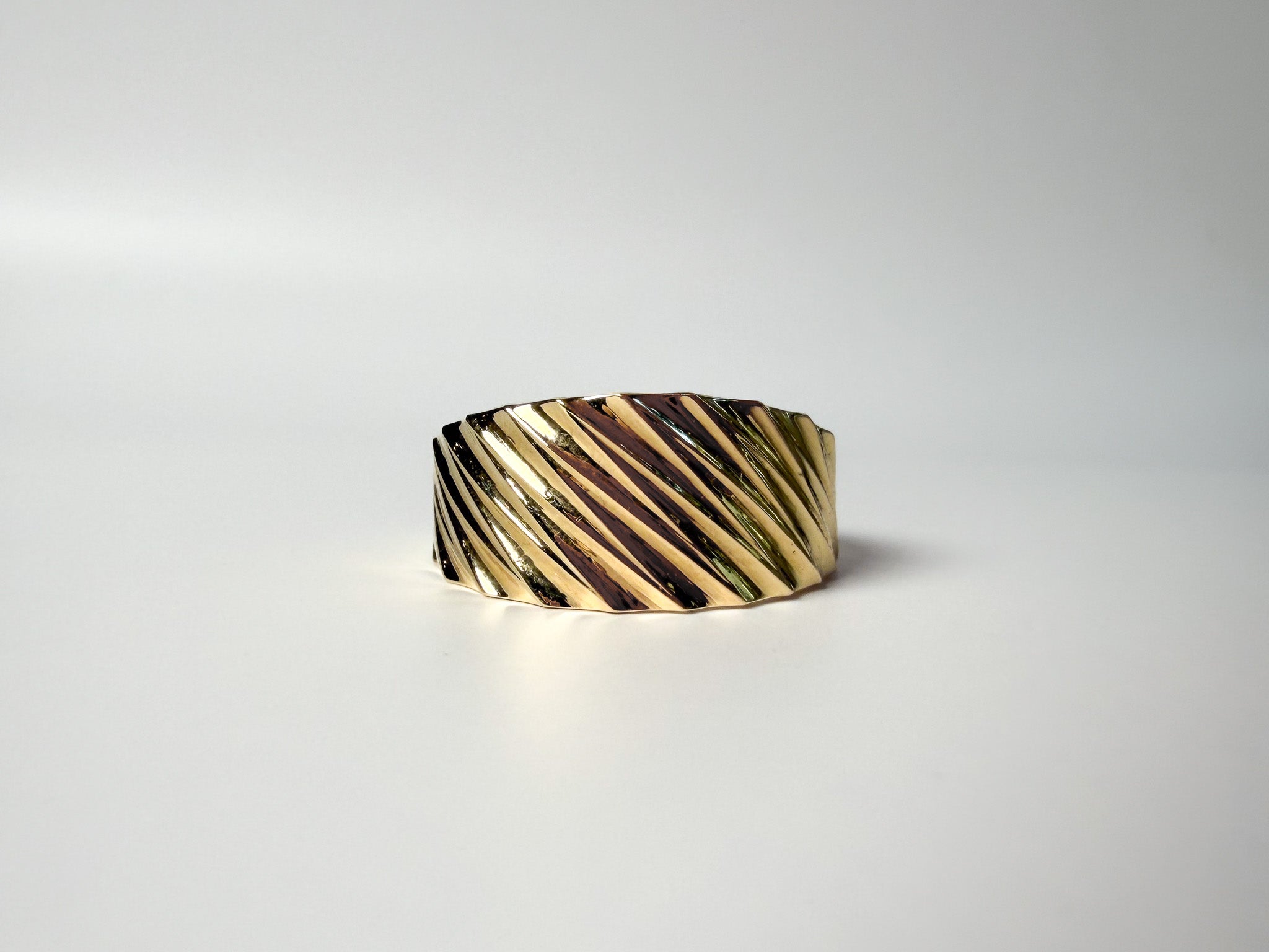 Alaya Ring