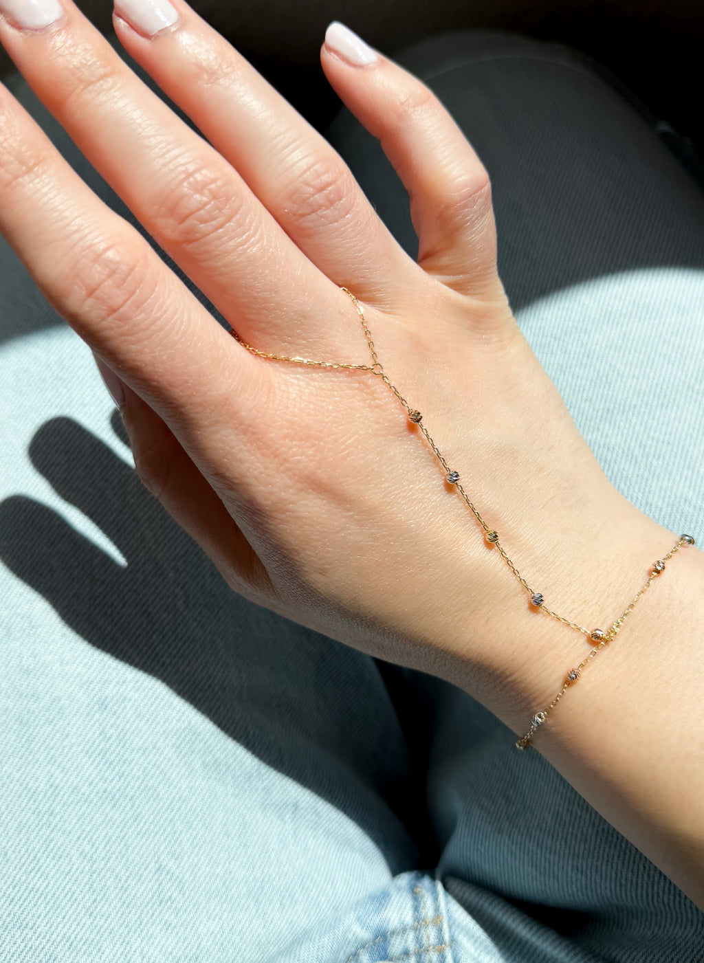 Romie I Hand Chain