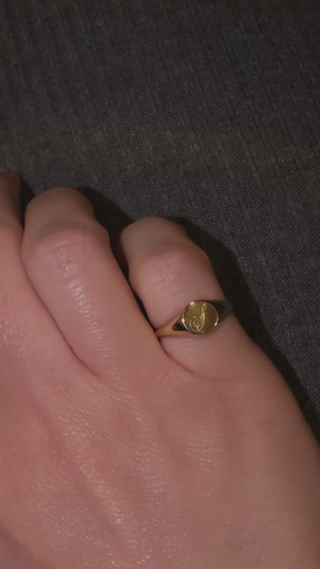 The 18K Signet Ring