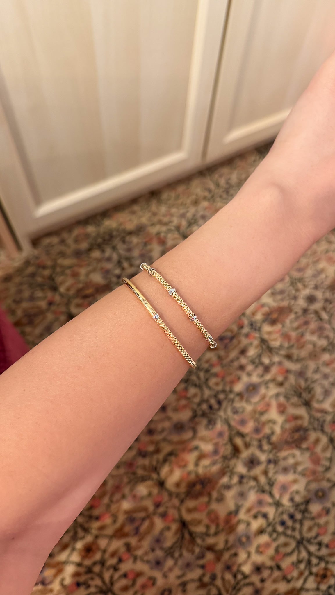 Yogi's Cousin bangle in 18K solid gold