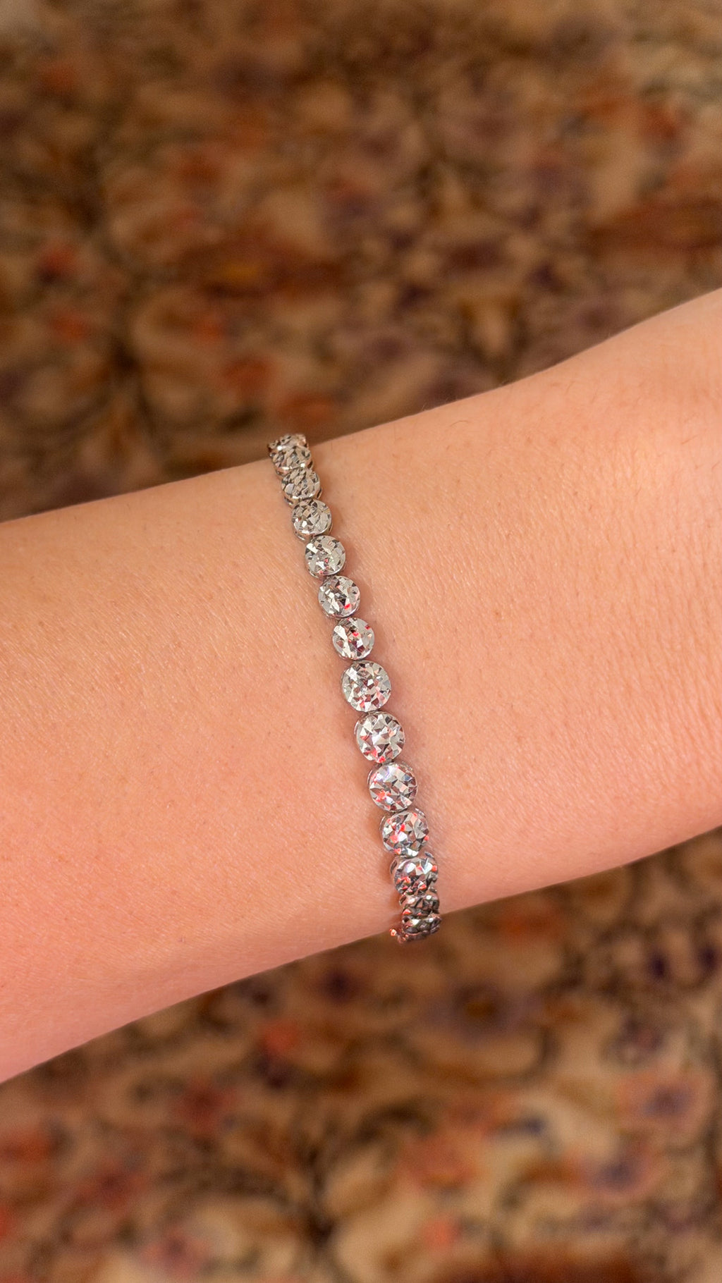 Aura Bracelet, graduated, in 18K solid white gold