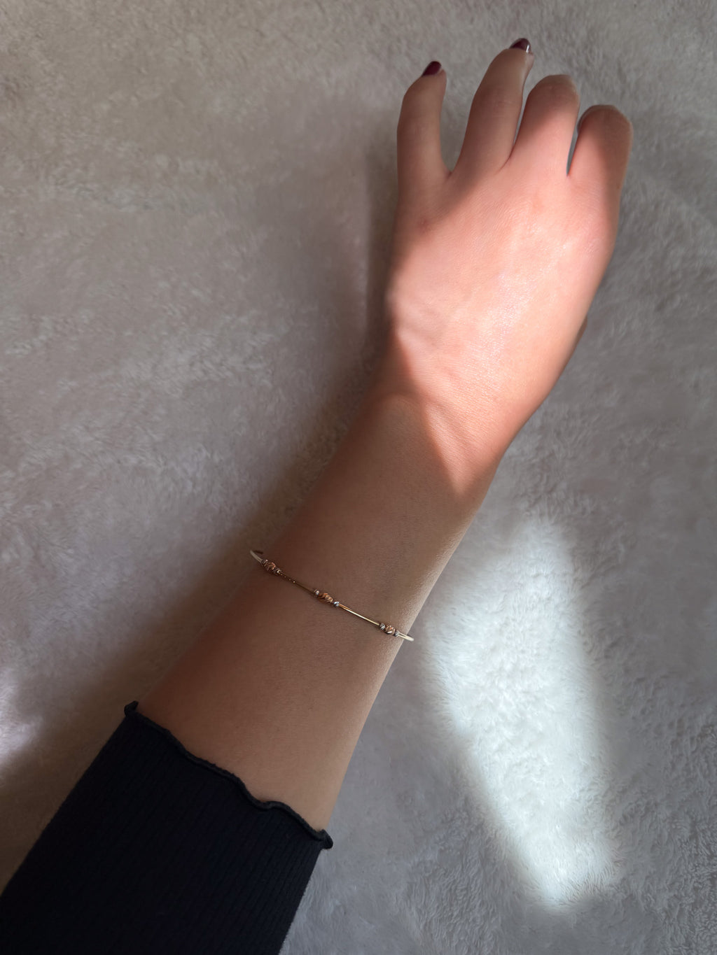Ballet Bangle in 18K solid gold