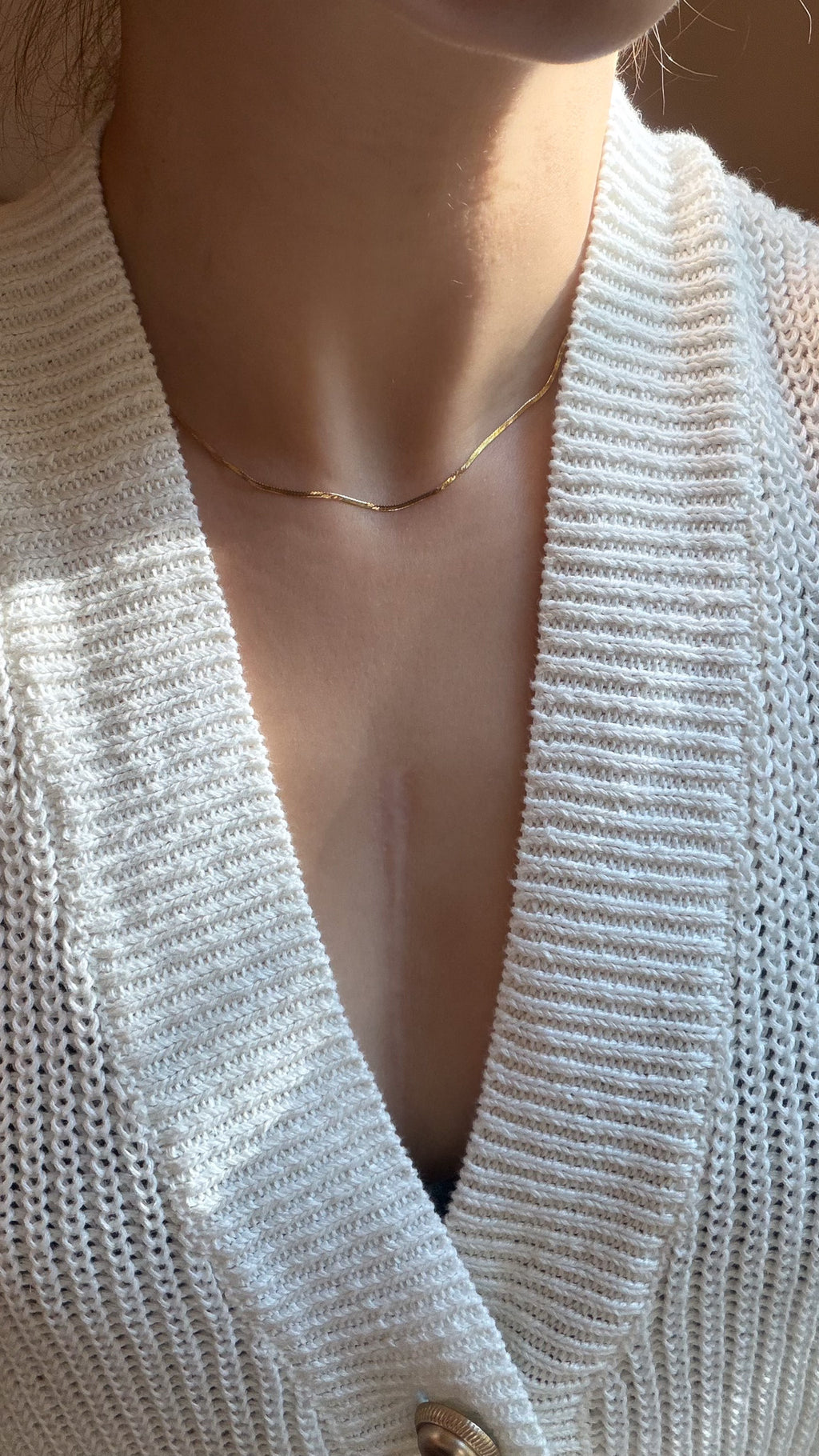 Beverly Necklace in 18K solid gold